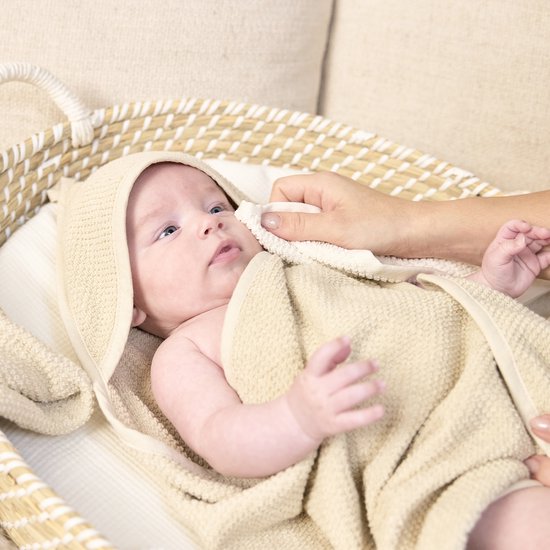 Meyco Baby Popcorn badcape - soft sand - 75x75cm van Meyco Baby — afbeelding 4