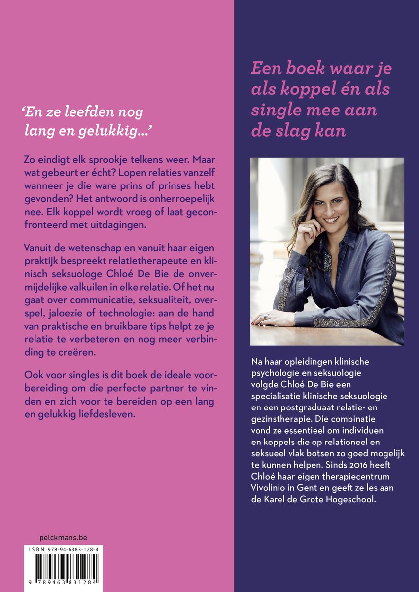 Boekomslag achterkant met foto van Chloé De Bie. Tekst beschrijft de inhoud van het boek en de auteur.