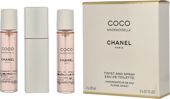 Chanel Coco Mademoiselle Eau de Toilette Twist and Spray set met drie flacons en een verpakking.