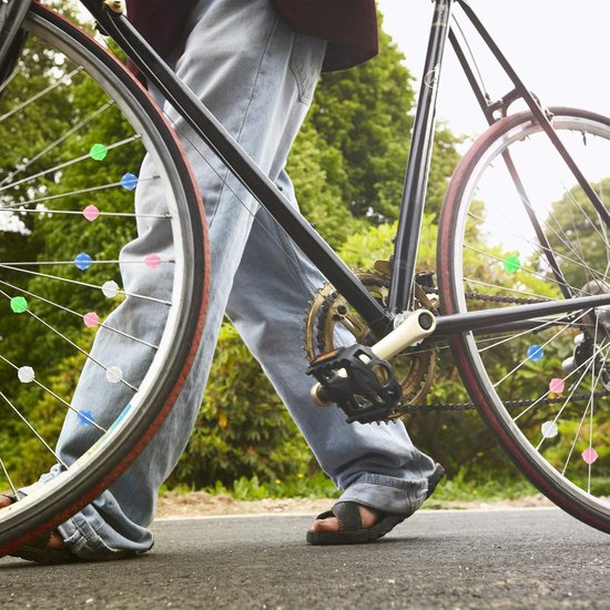 144 stuks - Lichtgevende kralen voor fietsen- fietskralen - Fiets Spaakkralen Glow In The Dark - veelkleurige ronde plastic lichtgevende kralen - fietswieldecoratie - Spaak Versiering van Merkloos — afbeelding 2