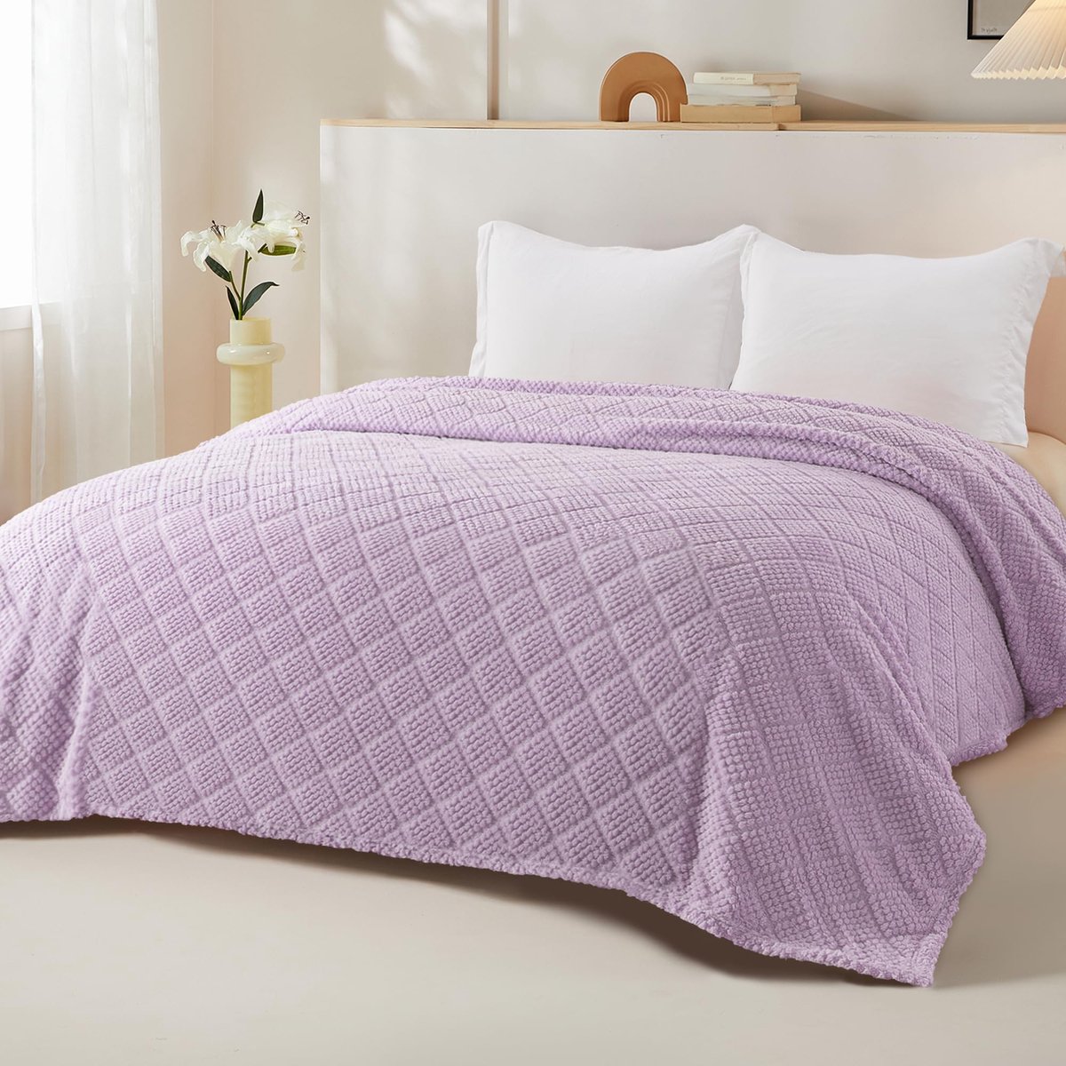 Ibenzoa Pluizige All-Seizoen Knuffeldeken met Elegante Jacquard-Patronen voor Optimaal Comfort, 150 x 200 cm, Lila paars