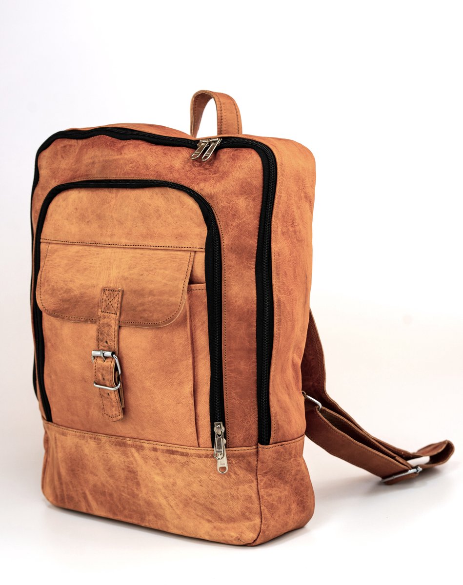 Rugtas “Urban Vintage” Echt Leer – Ruwe Leder Rugzak - Cognac Bruin - 34 x 38 x 10 cm – A4 documenten / Laptop 15 inch – Lota Model 074