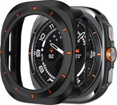Bandz hard case hoesje met bezel - geschikt voor Samsung Galaxy Watch Ultra / Ultra 2025 - beschermhoes met wijzerplaat - Stevig plastic materiaal (zwart/oranje)