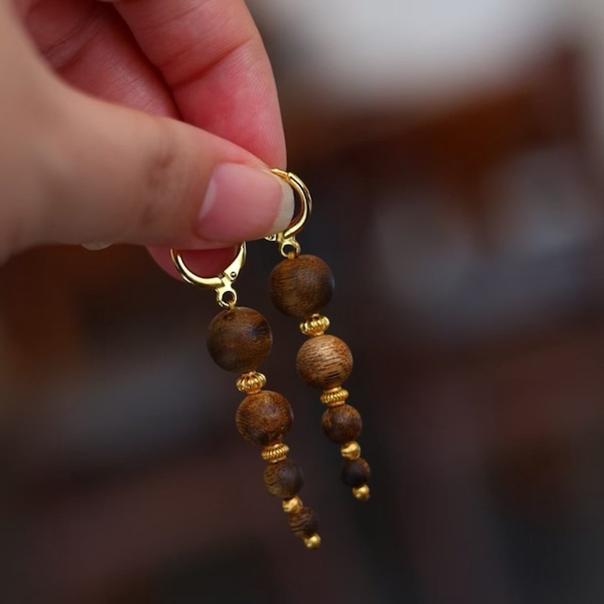 Agarwood Kralen Oorhangers – Natuurlijke Geur