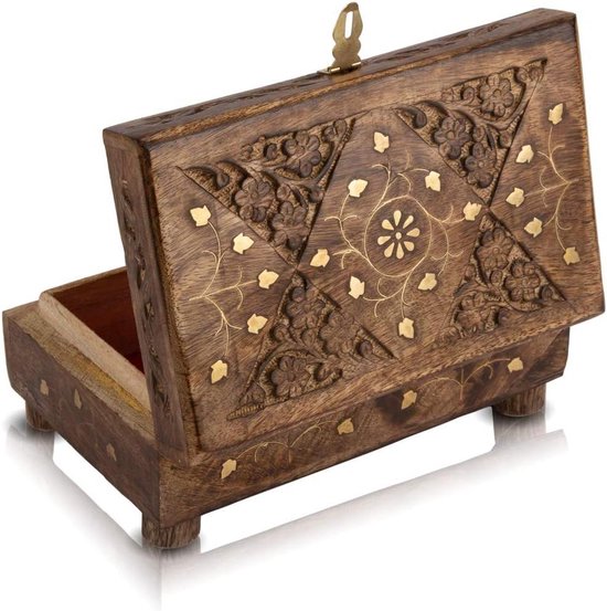Handgemaakte decoratieve houten sieradendoos met gratis