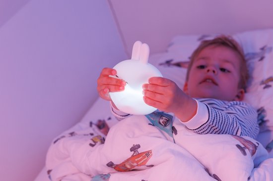 Nachtlamp - Nachtlampje - Kinderlampje - Babylampje - Nachtlamp Baby - Nachtlamp Kind - Slaaplampje - Oplaadbaar Nachtlampje - Siliconen Nachtlampje - Nachtlamp met Timer - Babykamer Lamp - Kinderkamer Lamp - Konijntje Nachtlampje - Konijntje Lamp van Luvy — afbeelding 4