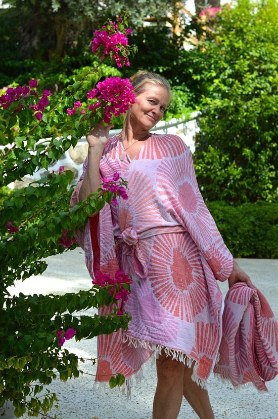 ZusenZomer ALYA - Kimono sauna dames badjas - 100% katoen - Fairtrade - uniek model badjas - koraal