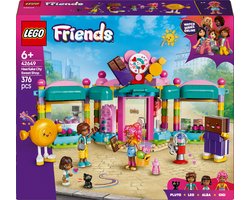 foto van LEGO Friends Heartlake City snoepwinkel - 42649