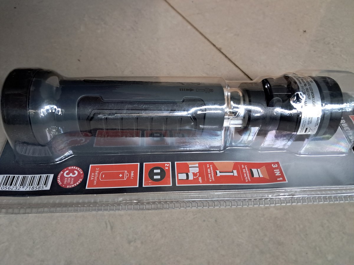Powerfix Led Werk Zaklamp - telescopische zaklamp met automatische aan/uit functie