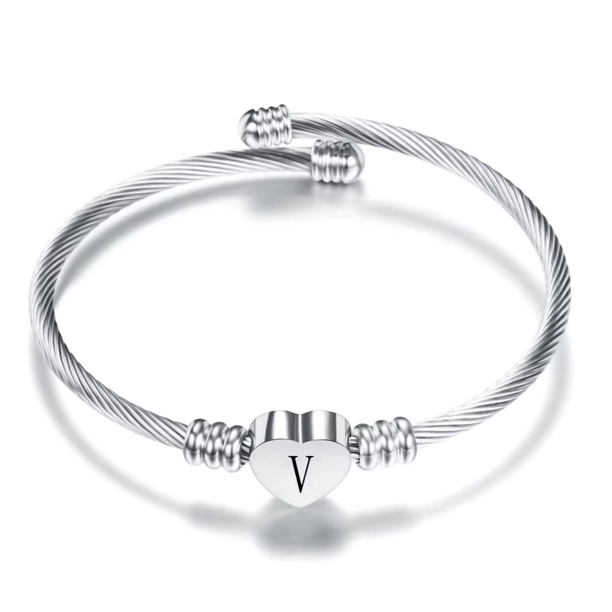 Love Letter Armband - Letter V - Verstelbare Stainless Steel Bracelet - Zilver Geplateerde Armband met Charmante - Elegant en Duurzaam Sieraad - Perfect Cadeau voor hem of Haar - Zilverkleurig - Cadeau - Valentijn - Hart - Hartje - Zilveren