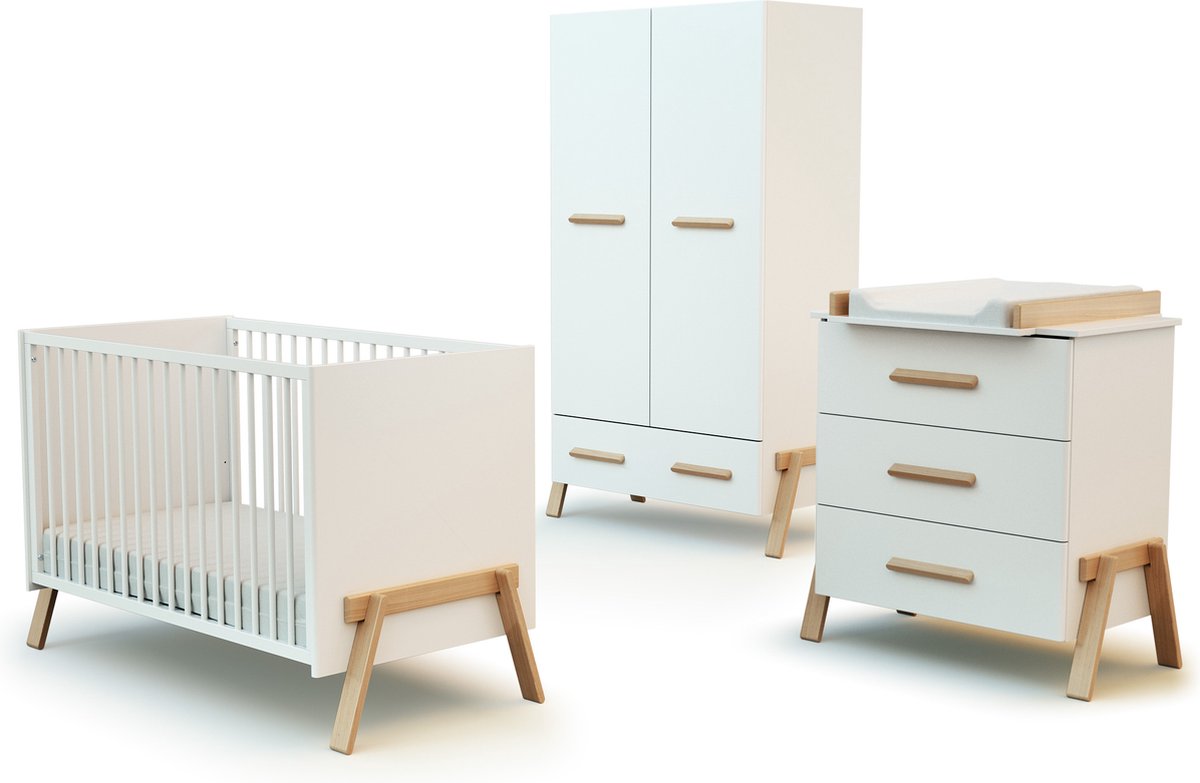 AT4 - Babybed, commode met 3 lades en houten CANAILLE kledingkast