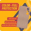 Roze telefoonhoes met zachte microvezel voering. Tekst: 'Color-full protection. voelt zacht aan, glad maar ook anti slip'.