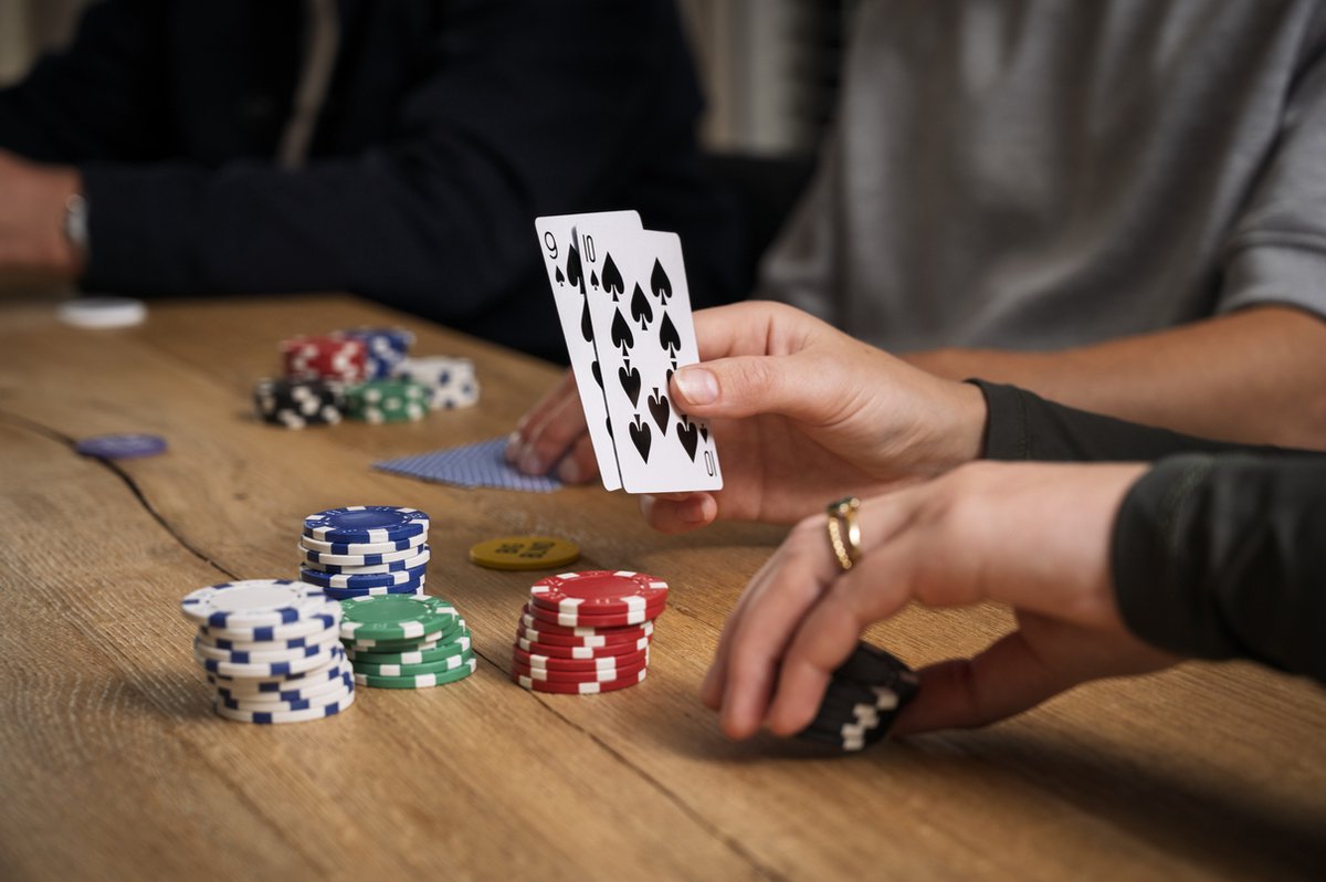 Engelhart - 320920 - Pokerset zilverkleurige koffer, 500 chips 14g Engelhart - 320920 - Pokerset zilverkleurige koffer, 500 chips 14g