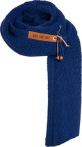 Knit Factory Luna Gebreide Sjaal Dames & Heren - Colsjaal - Omslagdoek - Kings Blue - 200x50 cm - Inclusief sierspeld