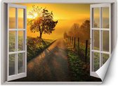 Trend24 - Behang - Raam - Zonsondergang Over De Weg - Vliesbehang - Fotobehang Natuur - Behang Woonkamer - 140x100 cm - Incl. behanglijm