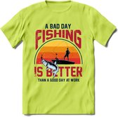 A Bad Day Fishing - Vissen T-Shirt | Grappig Verjaardag Vis Hobby Cadeau Shirt | Dames - Heren - Unisex | Tshirt Hengelsport Kleding Kado - Groen - S