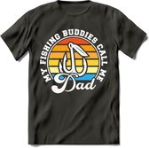 Fishing Dad - Vissen T-Shirt | Grappig Verjaardag Vis Hobby Cadeau Shirt | Dames - Heren - Unisex | Tshirt Hengelsport Kleding Kado - Donker Grijs - 3XL
