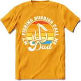 Fishing Dad - Vissen T-Shirt | Grappig Verjaardag Vis Hobby Cadeau Shirt | Dames - Heren - Unisex | Tshirt Hengelsport Kleding Kado - Geel - 3XL