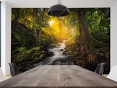 Professioneel Fotobehang waterval in de natuur - groen - Sticky Decoration - fotobehang - decoratie - woonaccesoires - inclusief gratis hobbymesje - 415 cm breed x 280 cm hoog - in 7 verschil