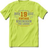 19 Jaar Legend T-Shirt | Goud - Zilver | Grappig Verjaardag Cadeau | Dames - Heren | - Groen - S