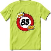 85 Jaar Hoera Verkeersbord T-Shirt | Grappig Verjaardag Cadeau | Dames - Heren | - Groen - S