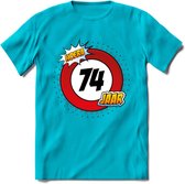 74 Jaar Hoera Verkeersbord T-Shirt | Grappig Verjaardag Cadeau | Dames - Heren | - Blauw - L