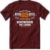 69 Jaar Legend T-Shirt | Goud - Wit | Grappig Verjaardag en Feest Cadeau Shirt | Dames - Heren - Unisex | Tshirt Kleding Kado | - Burgundy - S