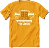 22 Jaar Legend T-Shirt | Goud - Wit | Grappig Verjaardag en Feest Cadeau Shirt | Dames - Heren - Unisex | Tshirt Kleding Kado | - Geel - L