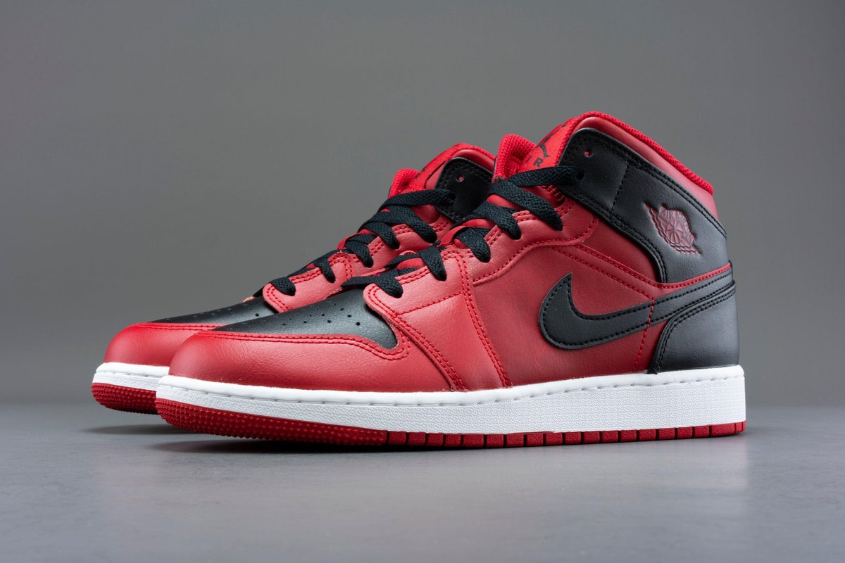 Nike Air Jordan 1 Mid (GS), Black Gym 