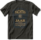 80 Jaar Legendarisch Gerijpt T-Shirt | Royal Blue - Ivoor | Grappig Verjaardag en Feest Cadeau Shirt | Dames - Heren - Unisex | Tshirt Kleding Kado | - Donker Grijs - 3XL