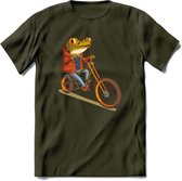 Biker kikker T-Shirt Grappig | Dieren reptiel Kleding Kado Heren / Dames | Animal Skateboard Cadeau shirt - Leger Groen - M
