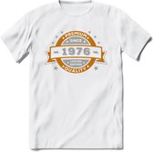 Premium Since 1976 T-Shirt | Goud - Zilver | Grappig Verjaardag Kleding Cadeau Shirt | Dames - Heren - Unisex Tshirt | - Wit - S