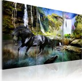 Schilderij - Horse on the sky-blue waterfall background.