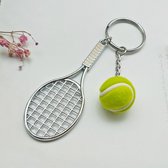 WiseGoods Luxe Tennis Sleutelhanger - Sleutelhangers - Tennisracket - Tennisbal - Sport - Cadeau - Sieraden - Dames - Heren - Kids