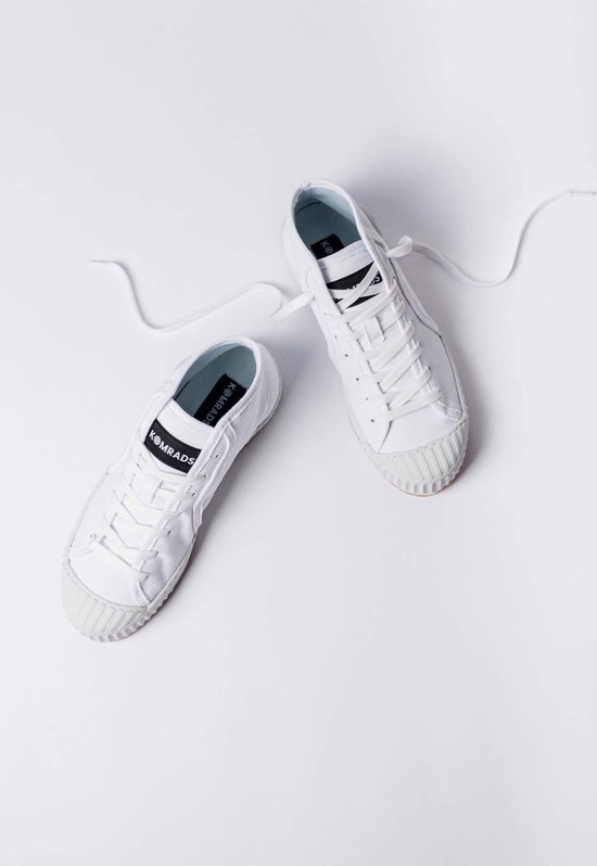 Komrads vegan sneakers - ICNS Partizan Monowhite - Schoen uit duurzaam en gerecycleerd materiaal - Wit - Maat 43