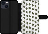 Bookcase Geschikt voor iPhone 13 Mini telefoonhoesje - Marmer print - Stippen - Groen - Met vakjes - Wallet case met magneetsluiting