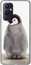 Geschikt voor OnePlus 9 Pro hoesje - Kinderen - Pinguïn - Grijs - Dieren - Meisjes - Jongens - Siliconen Telefoonhoesje