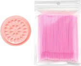 Wimperlijm houders - Set van 50 roze lijm bakjes en 100 applicators - 26 kuiltjes per bakje - Eyelash extension tools