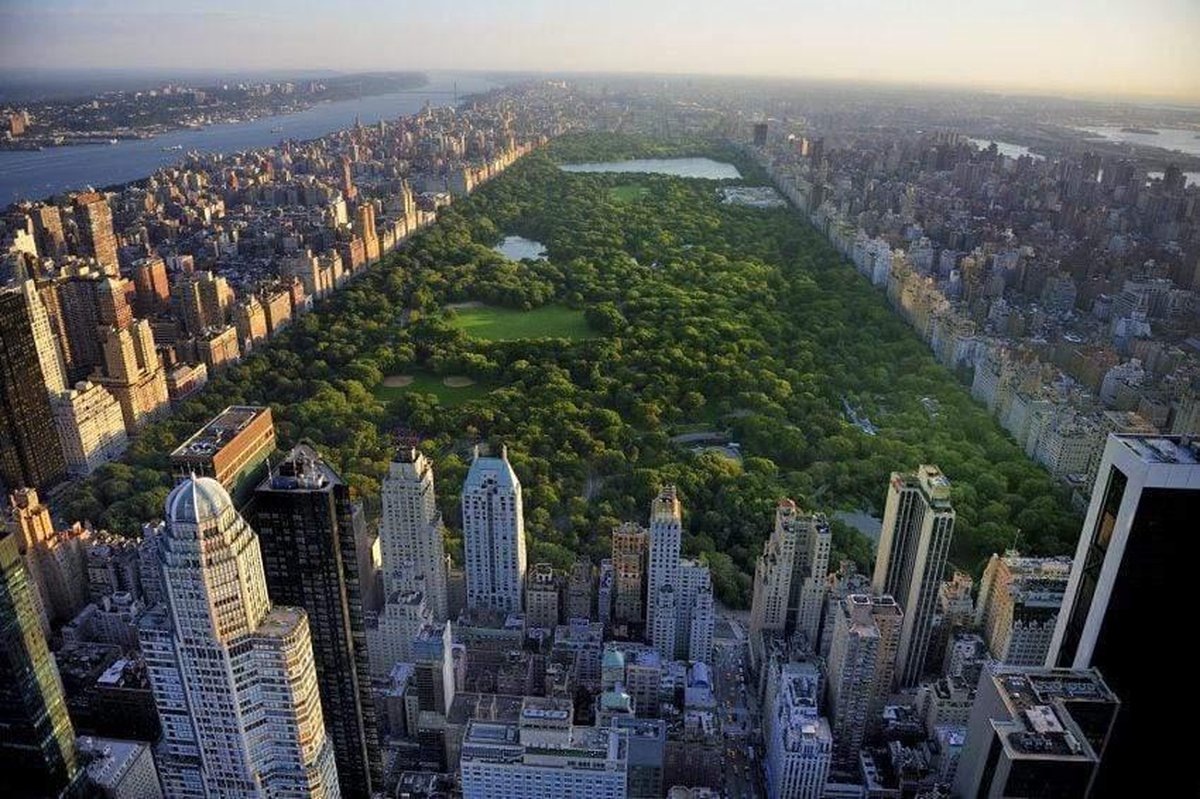 Vliesfotobehang Fotobehang 7 Banen, Central Park uitzicht Art. 18040