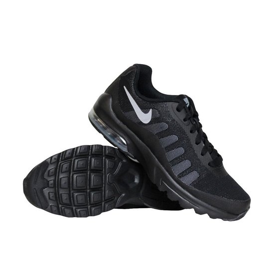 Nike Air Max Invigor Jongens Sneakers - Black/Wolf Grey - Maat 38 - Nike