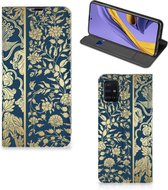 Bookcase hoesje Geschikt voor Samsung Galaxy A51 Smart Cover Golden Flowers