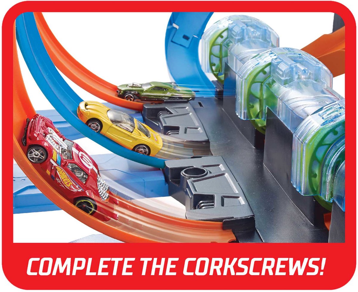 Hot Wheels Action medium trackset met 1 auto