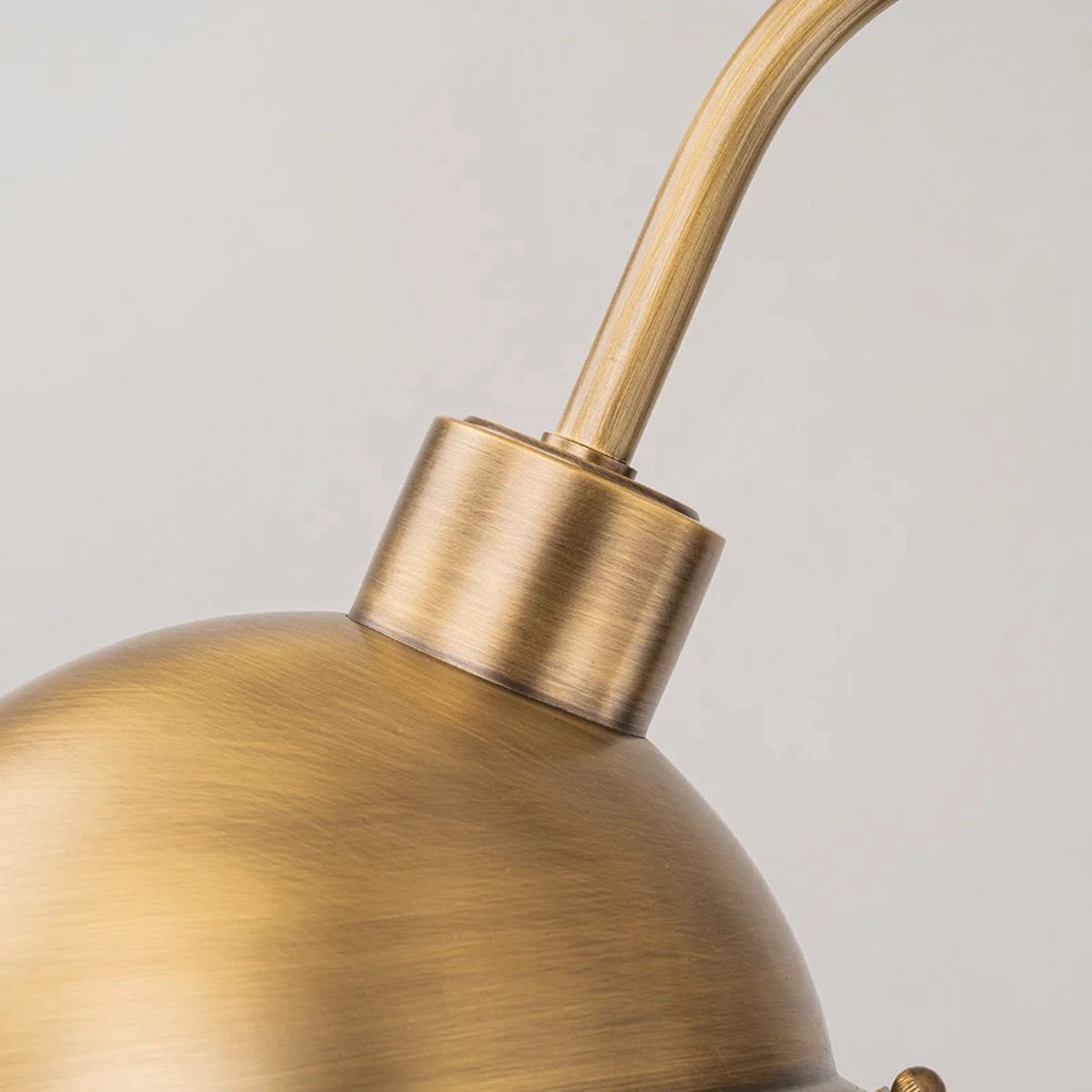 Elstead Lighting LED Buitenlamp Chiswick | 1X E27 Max 60W | IP44 | Dimbaar | Antique Brass