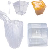 Lot de 50 tasses à dessert avec cuillères, bols à dessert en plastique réutilisables de 160 ml – Tasses trapézoïdales pour la maison et les fêtes – Tasses à dessert DIY lavables au lave-vaisselle pour desserts et pique-niques