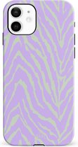 xoxo Wildhearts Main Character - Double Couche - Coque adaptée pour iPhone 12 - Coque en Siliconen avec imprimé zèbre - Imprimé animal - Zebra - Couverture Hardcover - Housse de protection - Protection optimale - Violet - Vert