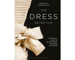 The Dress Detective