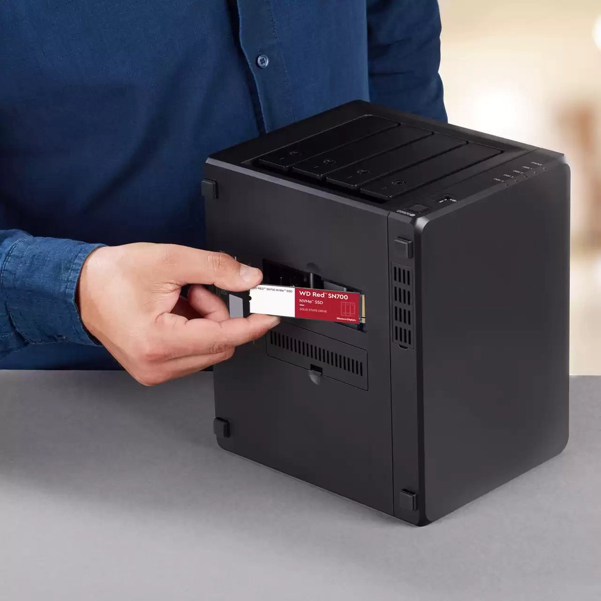 WD Red SN700 WDS100T1R0C - Solid state drive - 1 TB