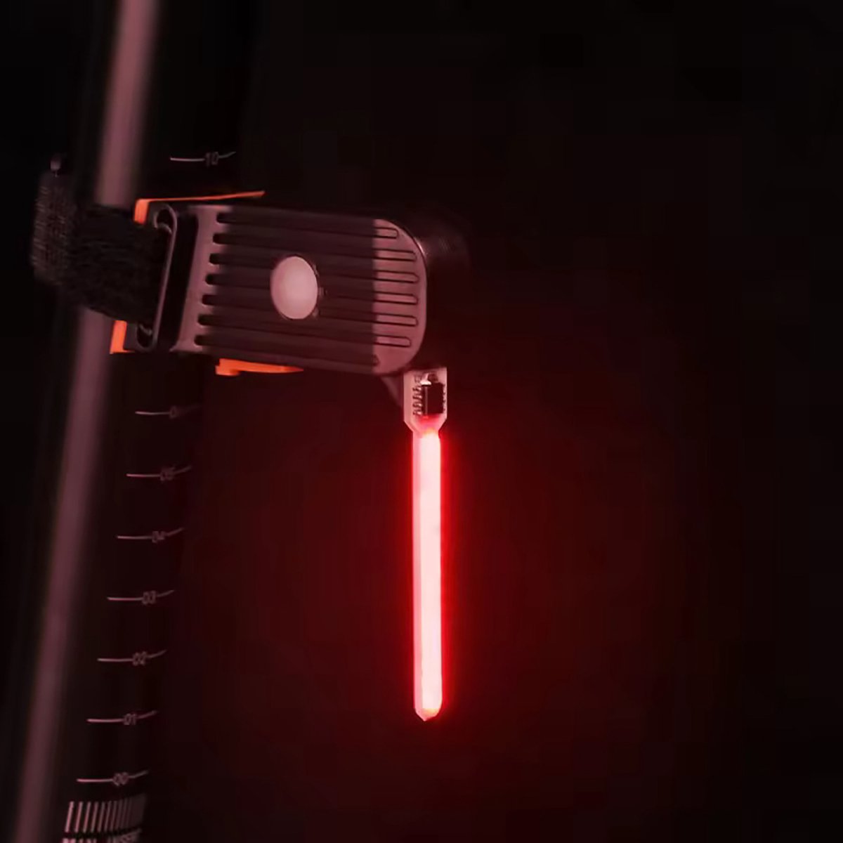 Lightyourbike ® MOTION - Achterlicht Fiets Oplaadbaar - 60 lumen - Waterdicht - LED