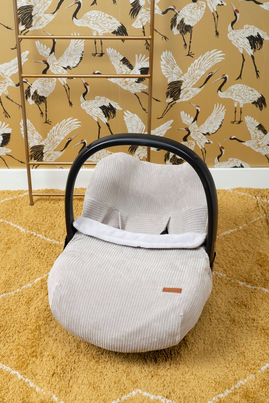 Baby's Only Baby autostoelhoes universeel Sense - Hoes voor de autostoel - Groep 0+ - Kiezelgrijs - Zachte rib corduroy stof - Geschikt voor 5-puntsgordel van Baby's Only — afbeelding 4