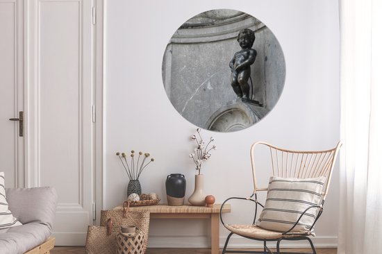 WallCircle - Wandcirkel ⌀ 120 - Mannekn pis in Brussel - Ronde schilderijen woonkamer - Wandbord rond - Muurdecoratie cirkel - Kamer decoratie binnen - Wanddecoratie muurcirkel - Woonaccessoires XXL